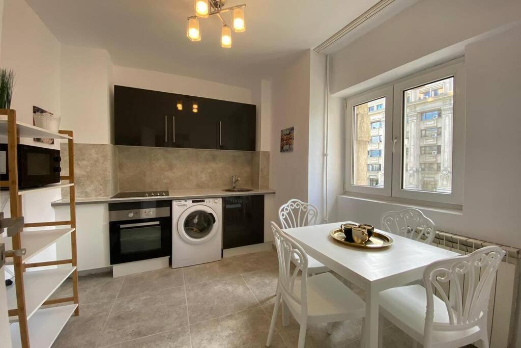 Appartement New Luxury Flat In Front Of The Parliament At Unirii à Bucarest Extérieur photo